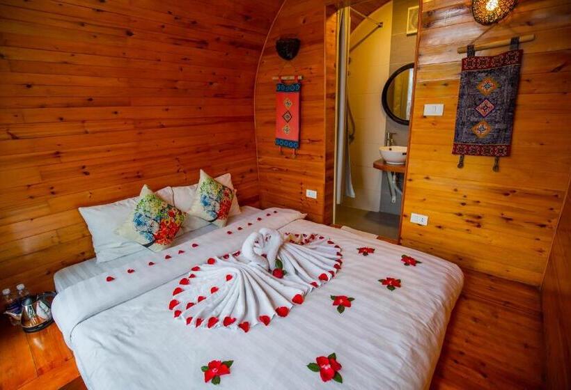 Deluxe Room Mountain View, Tubotel Sapa