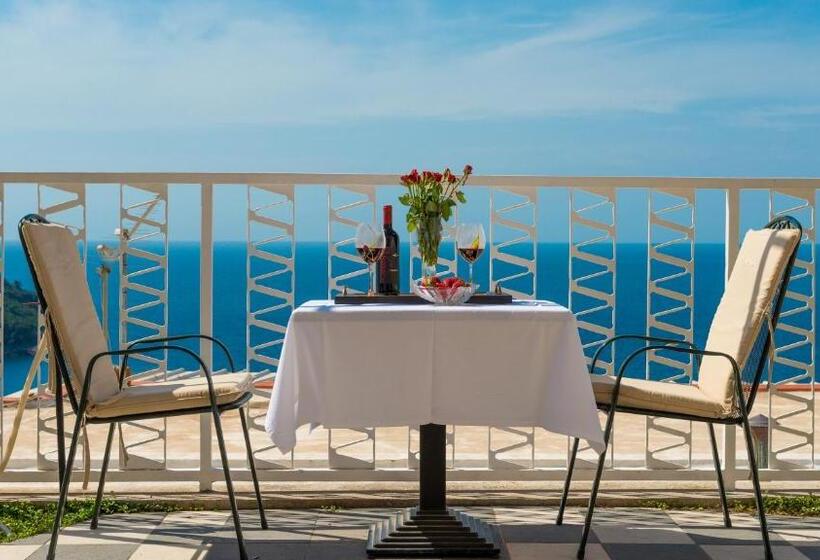 غرفة قياسية مزوَّدة بتراس, Apartments And Room Lora