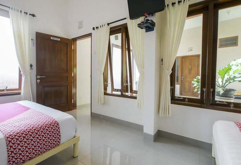 Семейный Номер, Oyo 3314 Syariah House