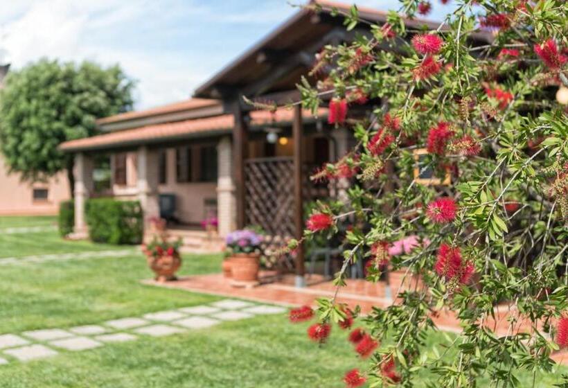ガーデンビュースタンダードルーム, Agriturismo Lucerna Del Lago Prile