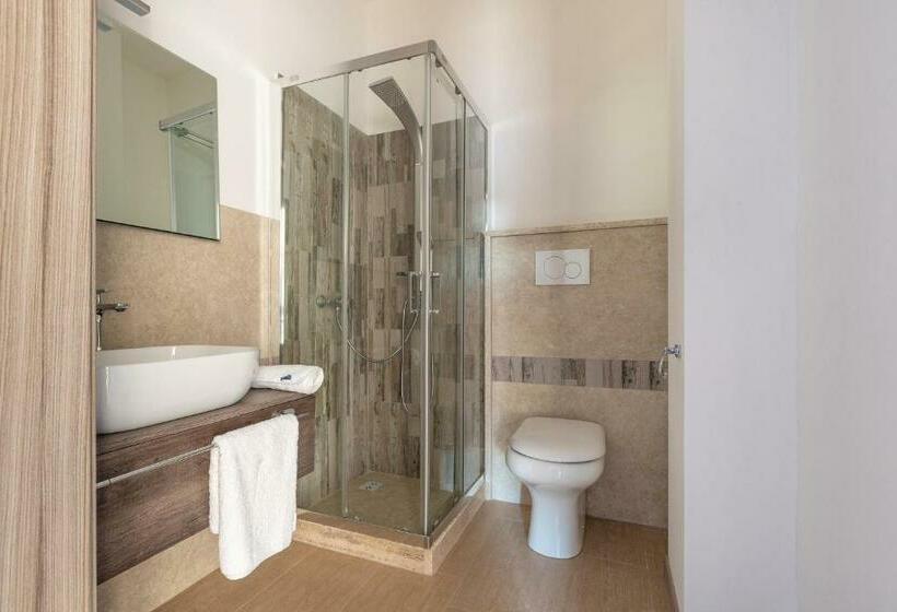 Четырехместный Номер Стандарт, Joy Home B&b