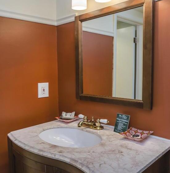 Quarto Deluxe, The University Inn At Emory
