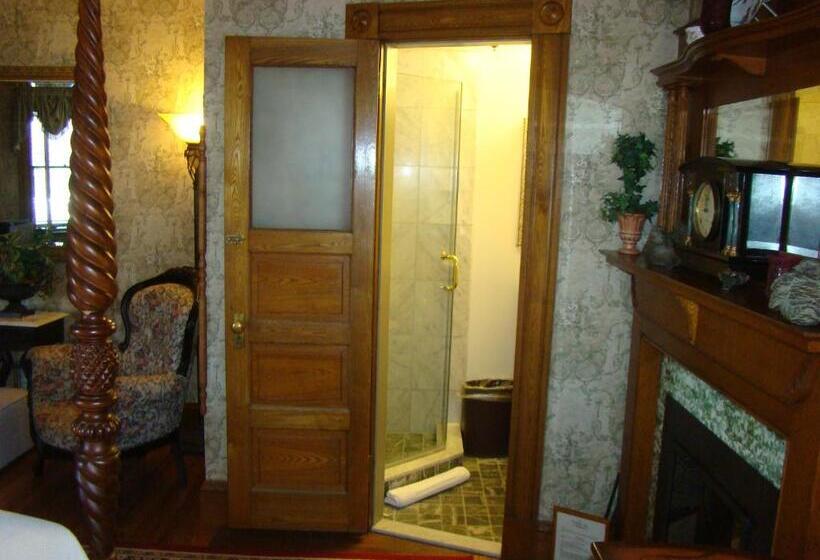 Номер Deluxe Кровать Кинг, The Village Inn Of Woodstock