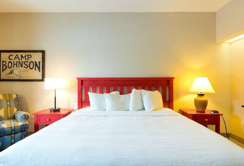Номер Стандарт, Wildwood Lodge & Suites