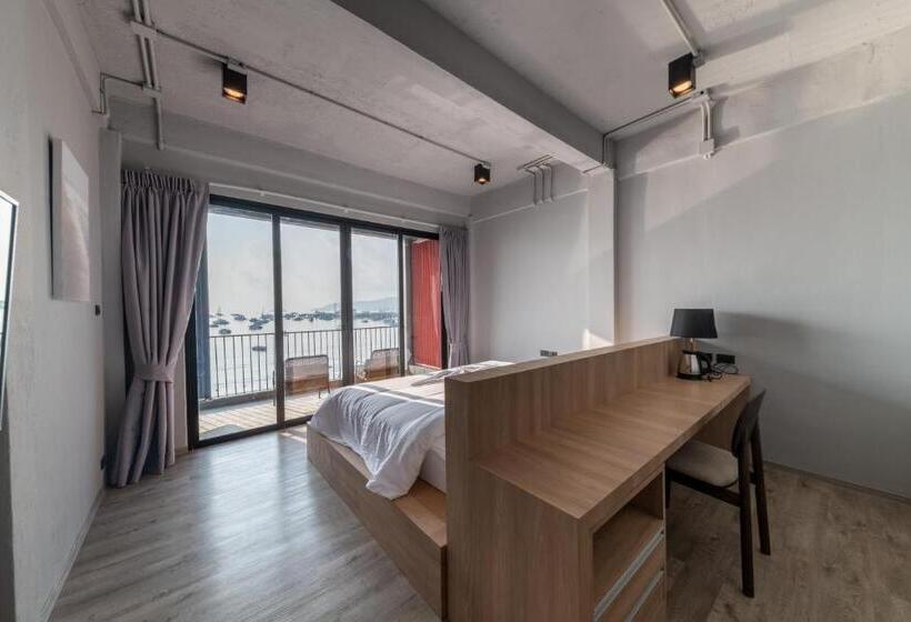 سوییت با چشم‌انداز دریا, Arch39 Phuket Beach Front   Sha Plus
