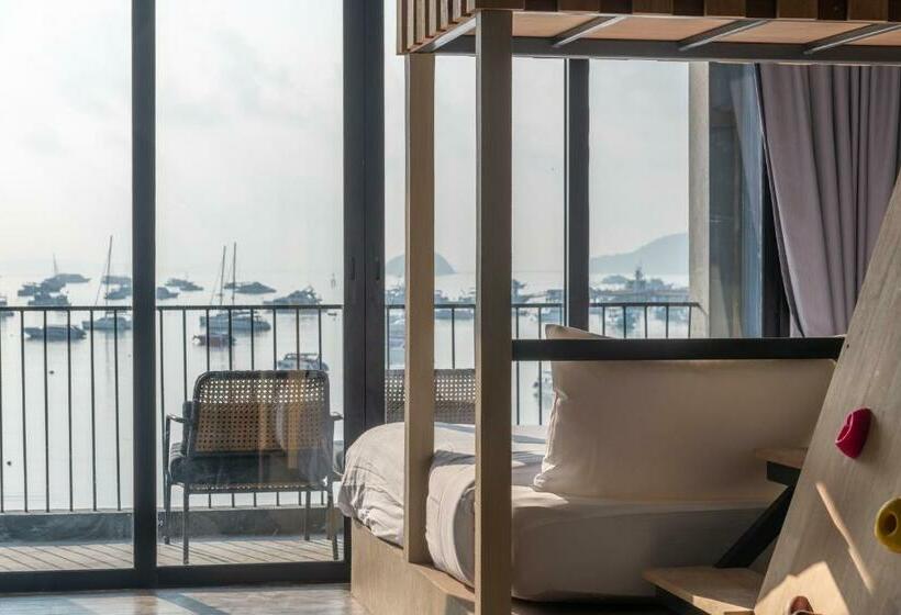سوئیت با تخت بزرگ, Arch39 Phuket Beach Front   Sha Plus