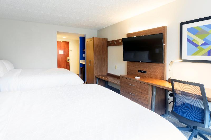 Номер Стандарт, Holiday Inn Express Richmond Airport, An Ihg