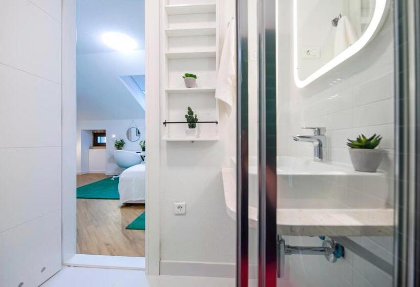Апартаменты Дюплекс 1 Спальня, Riva Residence