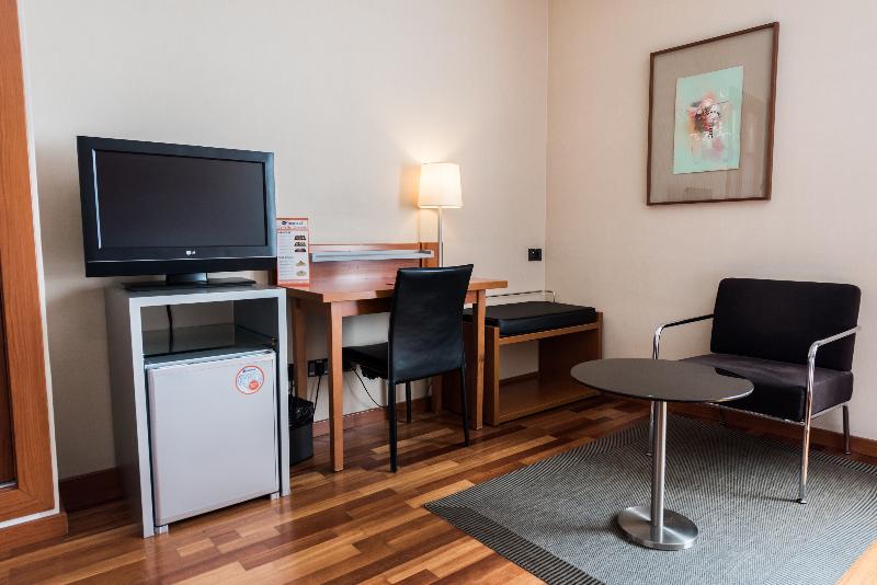 Номер Стандарт, B&b Hotel Elche