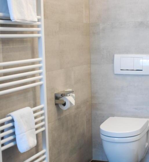 Номер Deluxe, Zweilinden Meckenheim Bonn
