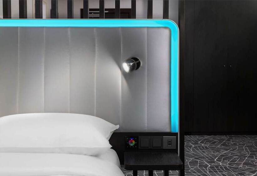 Полулюкс, Park Inn By Radisson Jeddah Madinah Road