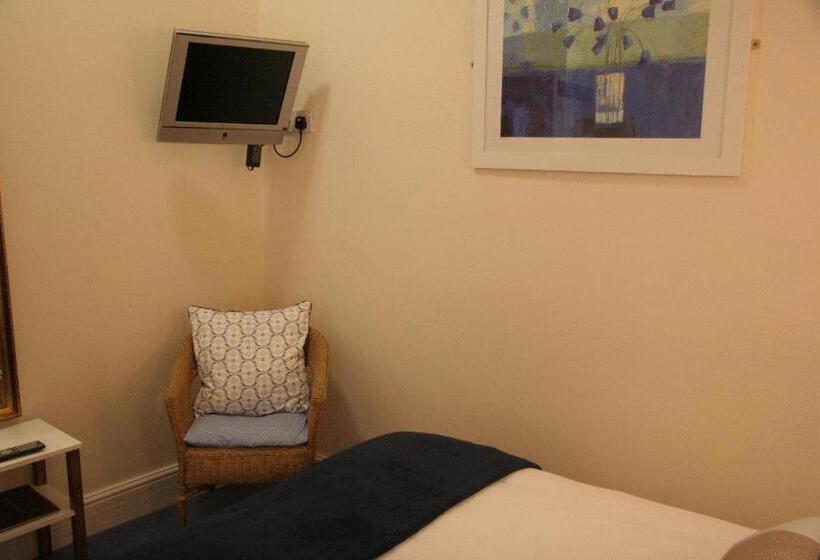 اتاق لوکس خانوادگی, Marlow Lodge