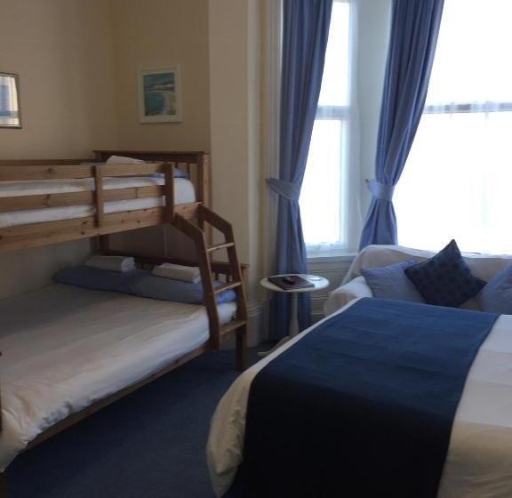 اتاق سوپریور خانوادگی, Marlow Lodge