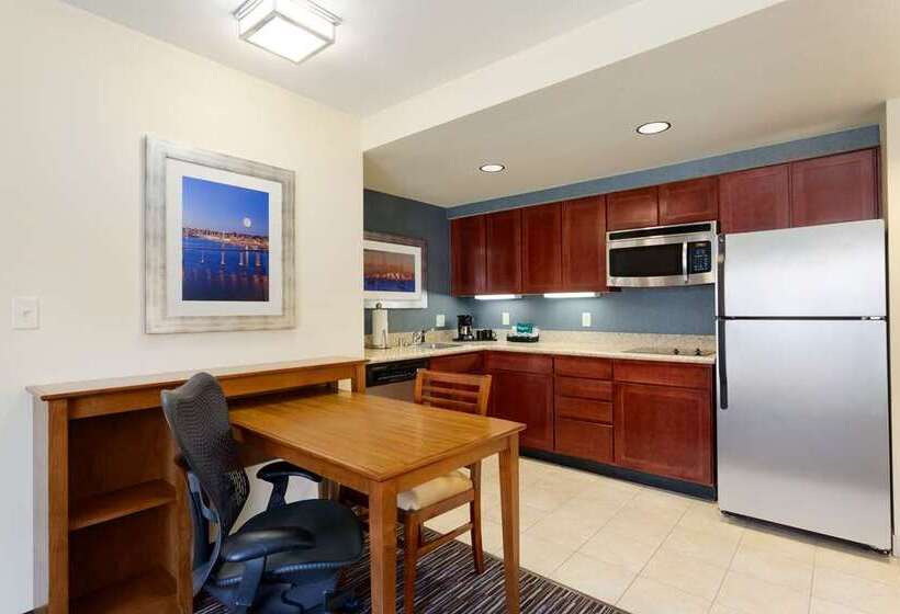 스탠다드 스튜디오, Home2 Suites By Hilton Page Lake Powell