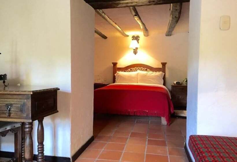 スーペリアールーム, San Luis De Ucuengá