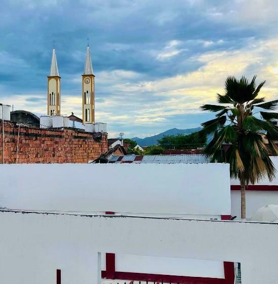 Номер Стандарт, Los Balcones