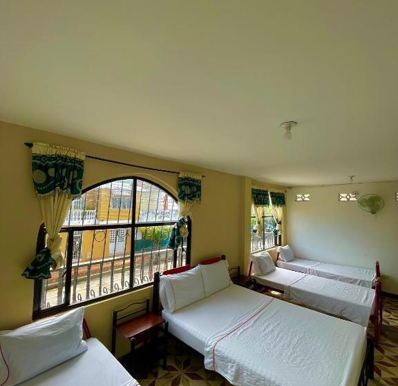 Семейный Номер, Los Balcones