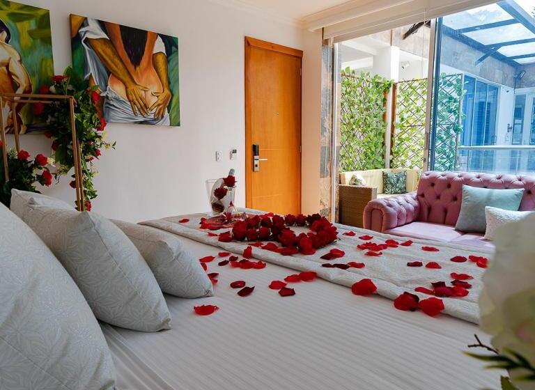 小型套房带泳池景, Libertg Hotels Spa