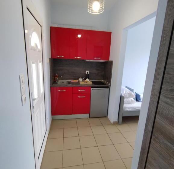 带1个卧室的高级公寓, Celeste Deluxe Apartments