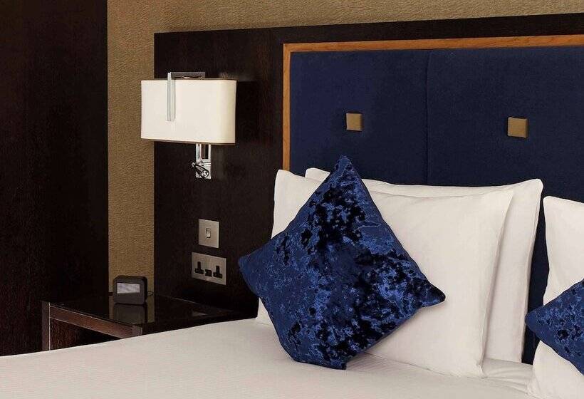 标准间, Doubletree By Hilton Hotel Woking
