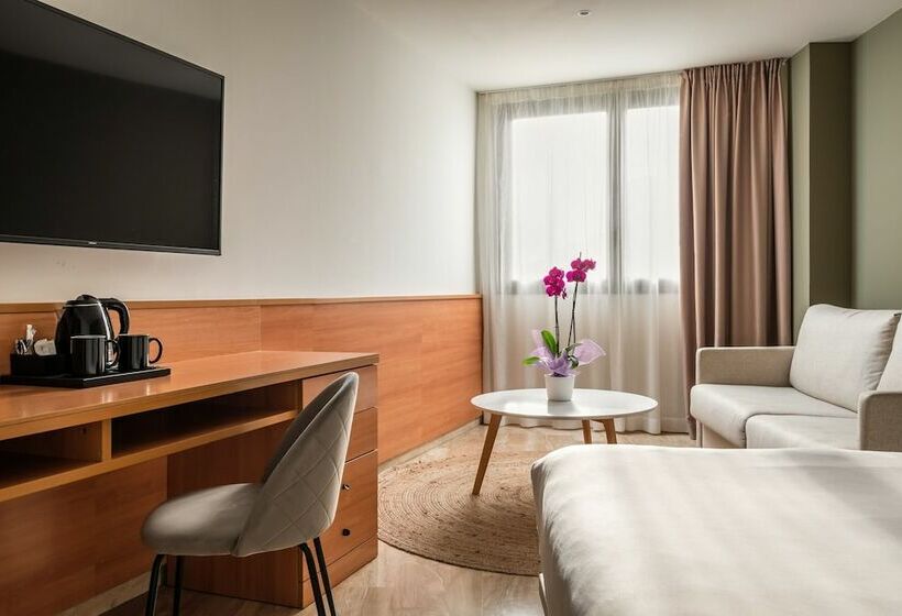 4인용 스탠다드 룸, Sb Express Tarragona