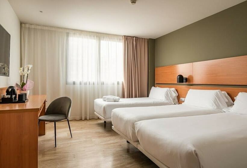 스탠다드 트리플 룸, Sb Express Tarragona
