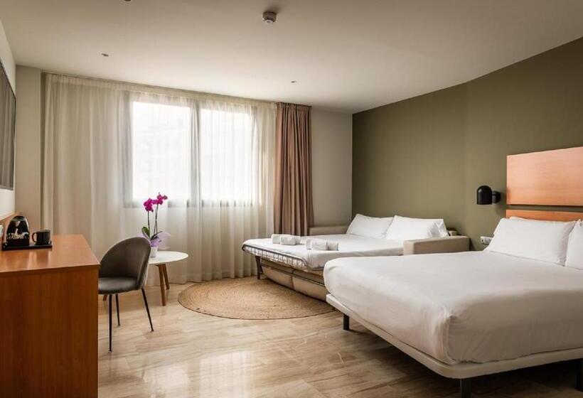 4인용 스탠다드 룸, Sb Express Tarragona
