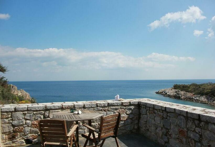 غرفة قياسية مطلّة علي البحر, Lalloudes Seaside Accommodation