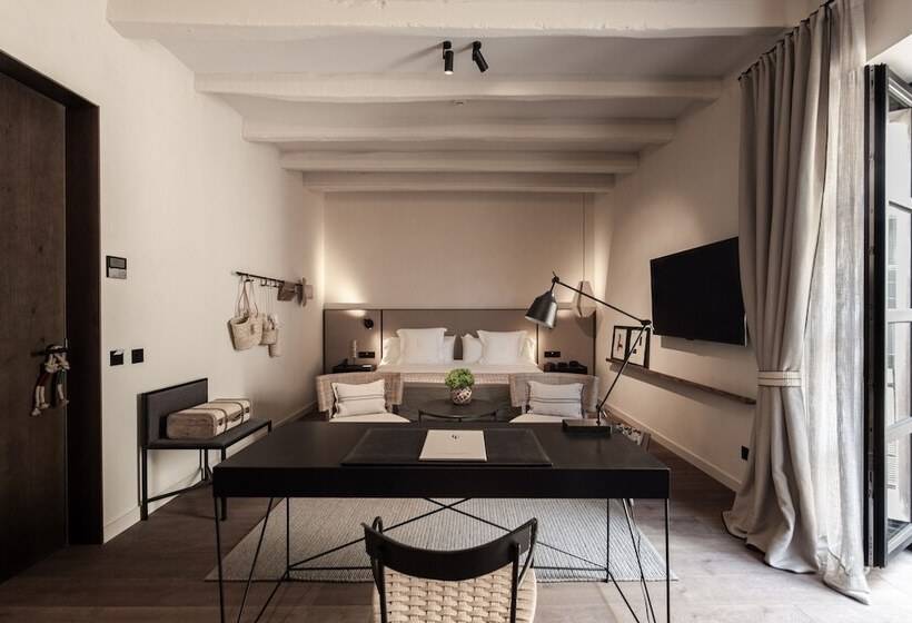 Номер Deluxe, Can Ferrereta