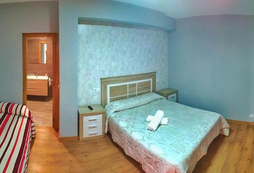 스탠다드 룸, Hostal Montreal