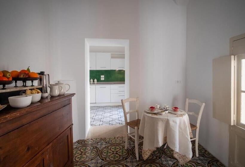 Трехместный Номер Deluxe, Palazzo Garzia   Dimora Storica