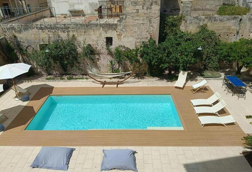 Номер Deluxe с Балконом, Palazzo Garzia   Dimora Storica