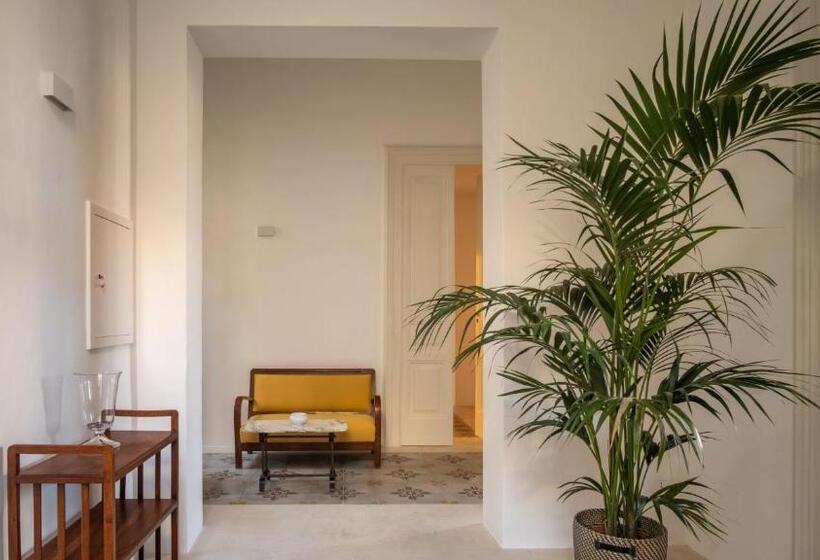 Номер Deluxe с Балконом, Palazzo Garzia   Dimora Storica