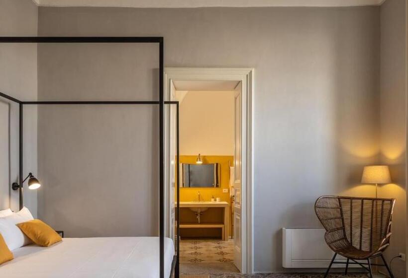 Номер Deluxe с Балконом, Palazzo Garzia   Dimora Storica