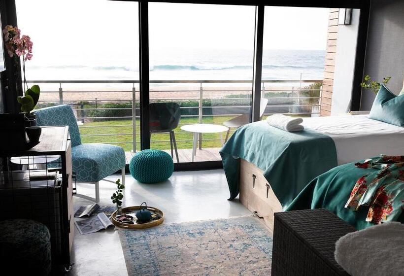 غرفة قياسية مطلّة علي البحر مزوَّدة بشُرفة, North Star Micro