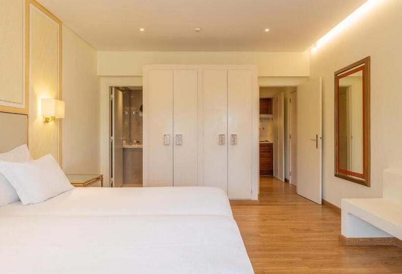 Семейные Апартаменты 3 Спальни, Carvoeiro Garden