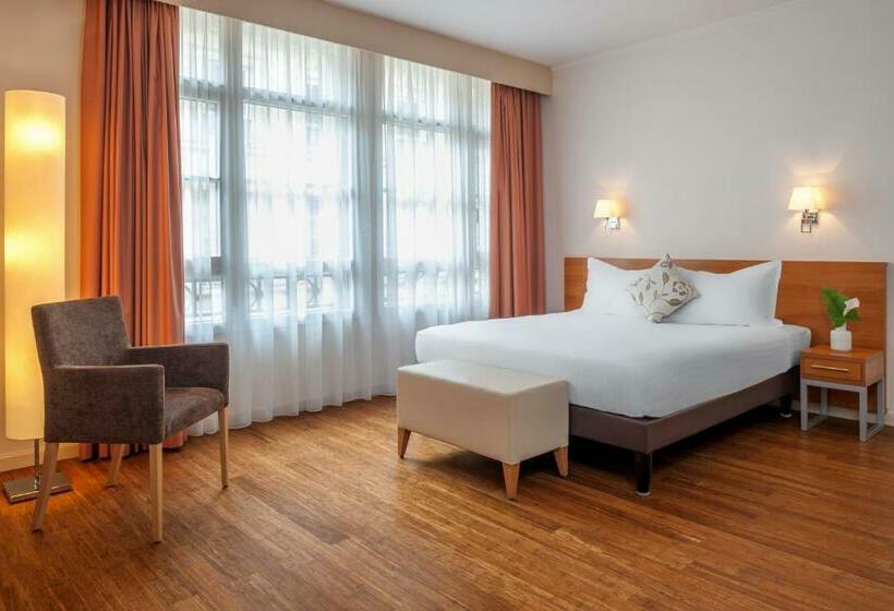 Студия Deluxe, Citadines Saintgermaindespres Paris