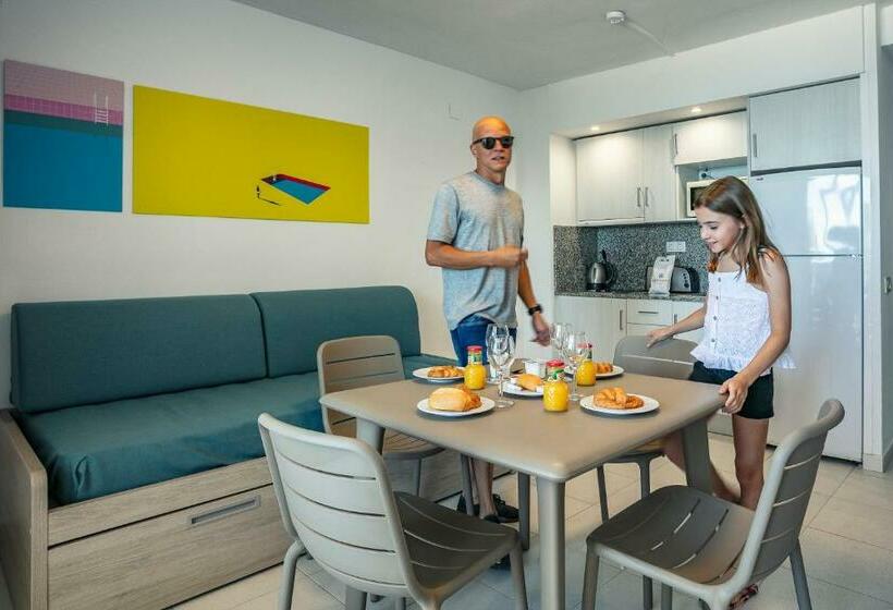 Apartamento 1 Dormitório Vista Mar, Pins Platja Apartments