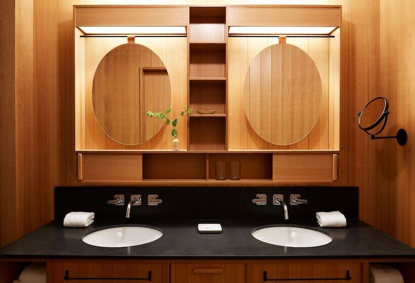 Люкс, Ace Hotel Kyoto