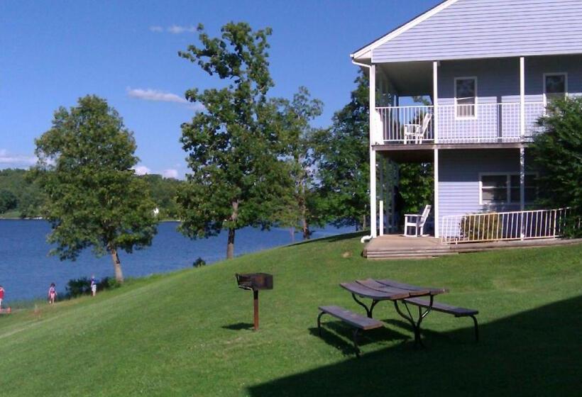 Дом 2 Спальни, Crown Lake Resort & Spa