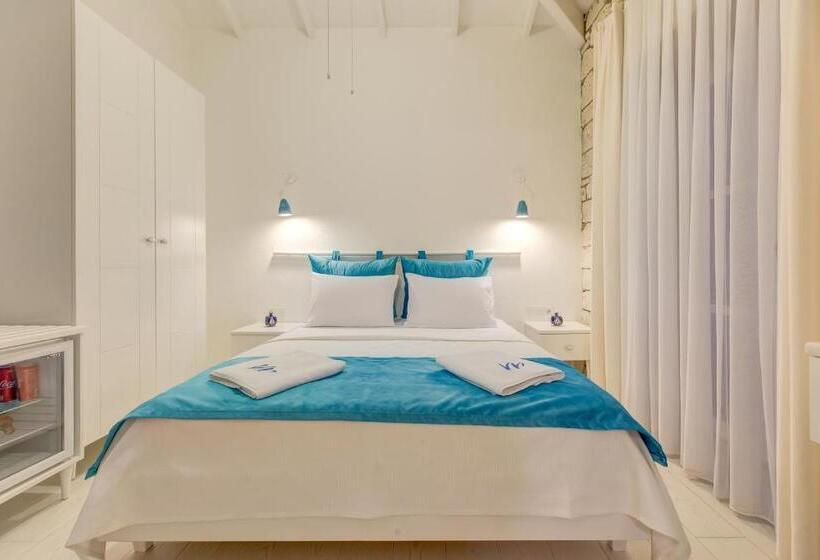 Номер Стандарт с Балконом, Alaçati Vi̇llaperi̇ Butik Otel