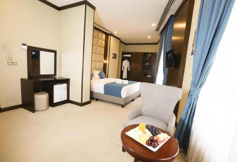 اتاق استاندارد با تخت بزرگ, Paris Plaza