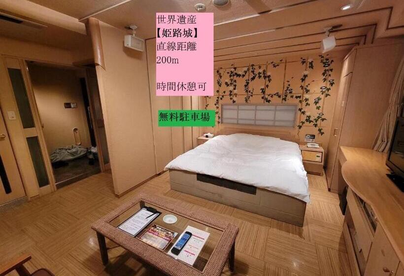 이코노미 룸, 月のあかり