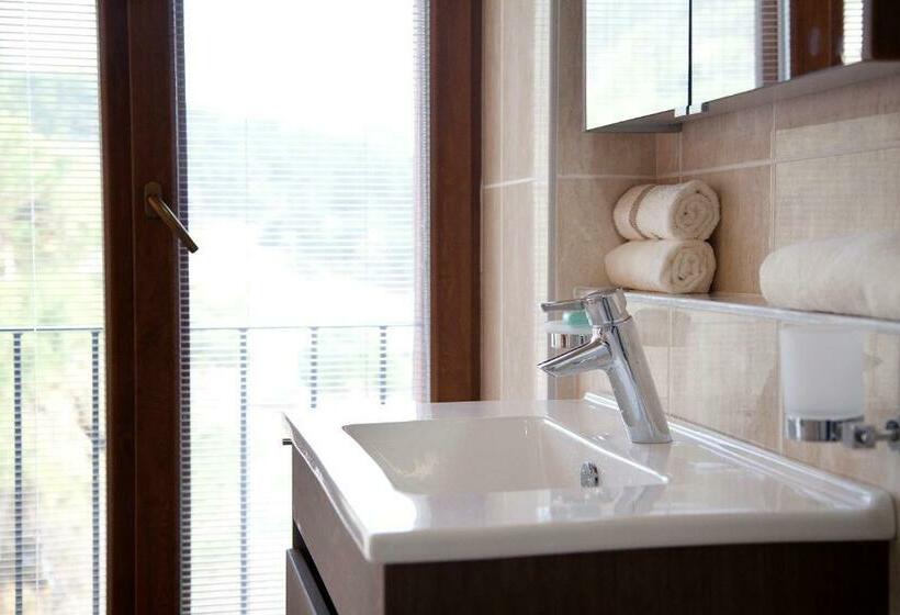 Номер Стандарт, Assos Kayalar Terrace