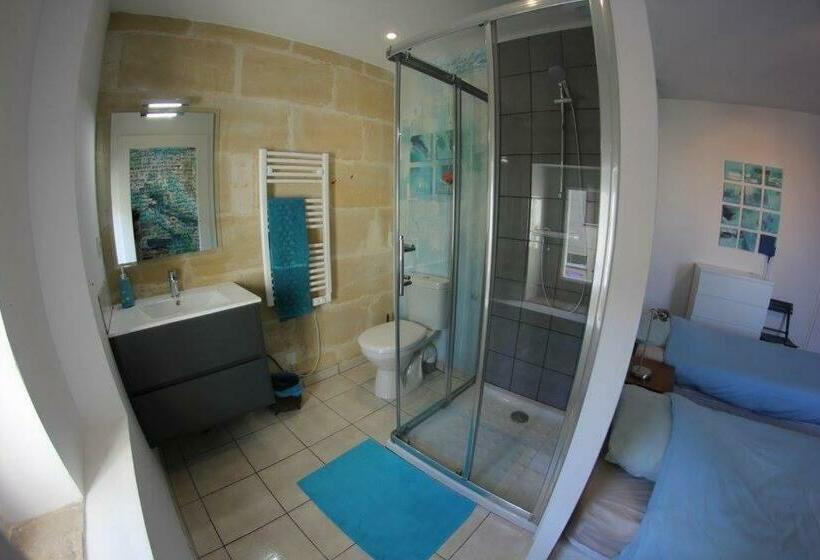 Номер Стандарт, L Auberge Meilhannaise