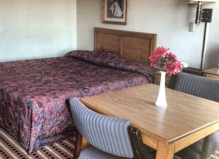 Стандартный Номер Кровать Кинг, Relax Inn   Shelby