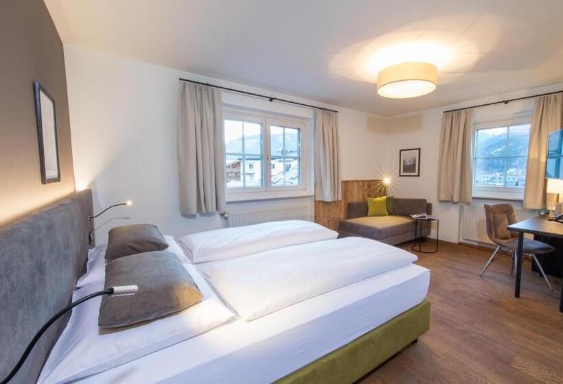 Трехместный Номер Комфорт, Heitzmann   Hotel & Rooftop