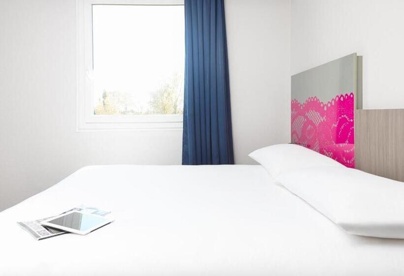 Четырехместный Номер Стандарт, Ibis Styles Arles Palais Des Congrès