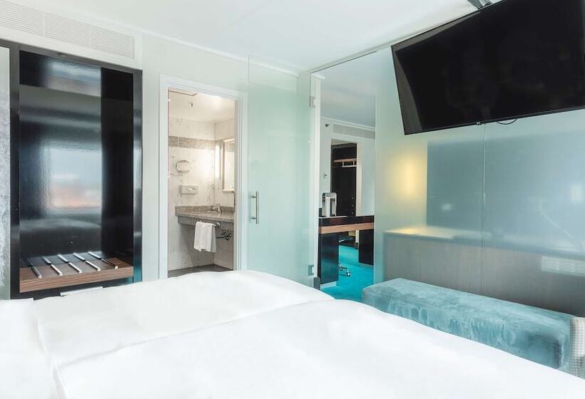 Полулюкс, Radisson Blu Scandinavia Hotel Aarhus