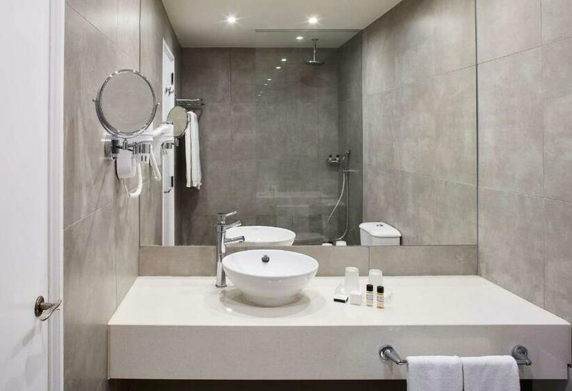 Номер Superior, Tivoli Lagos